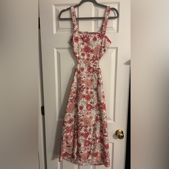 Forever 21 Floral Print Cutout Midi Dress - Picture 4 of 9